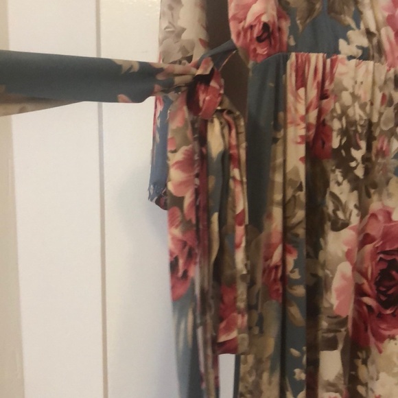 Pink Blush floral maternity dress - Picture 4 of 7